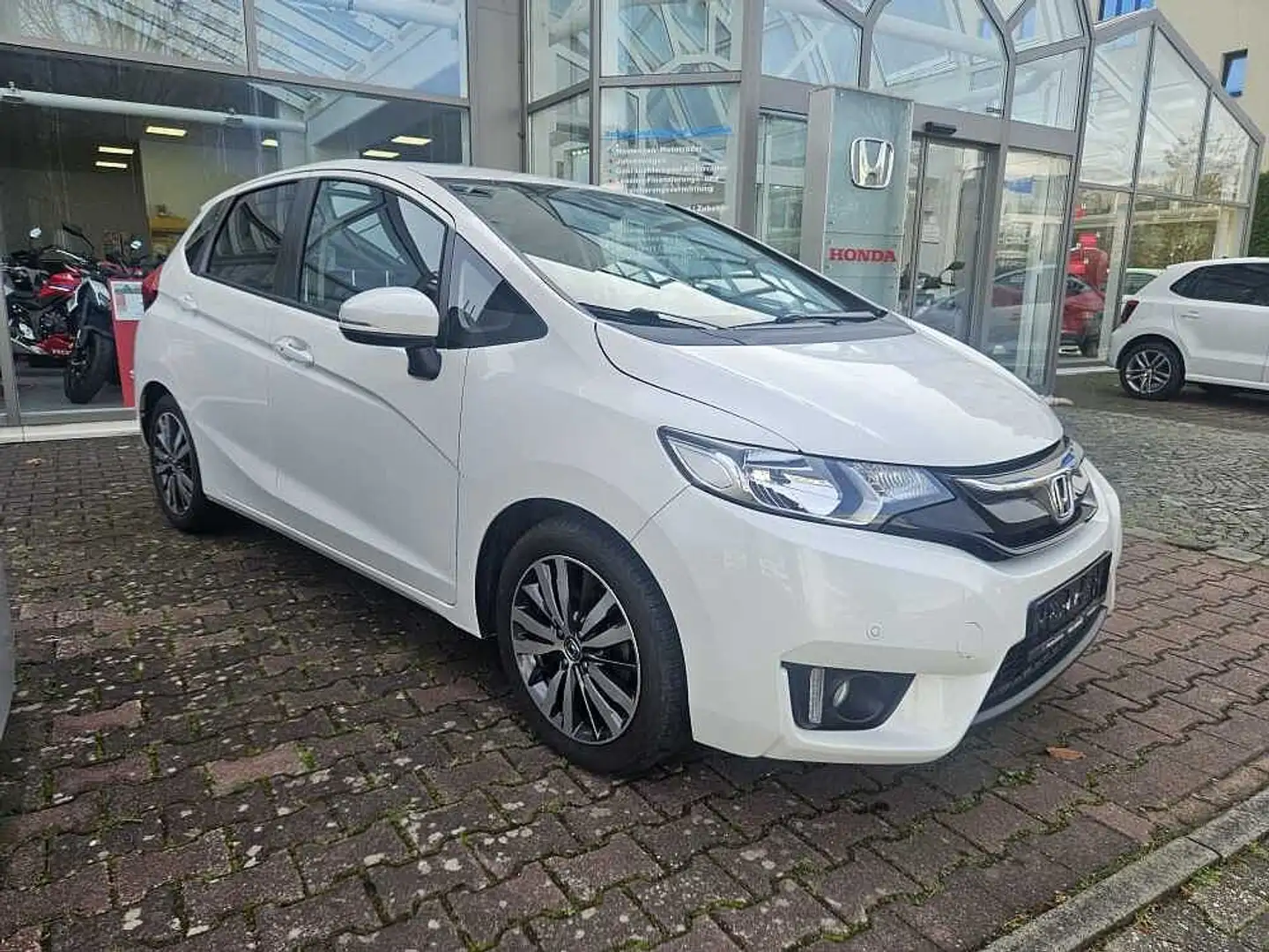 Honda Jazz 1.3 i-VTEC Elegance m. Navi/Kamera Weiß - 2