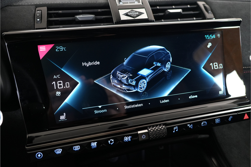 DS Automobiles DS 7 E-Tense 300 pk 4x4 Performance Line | Pano | Nacht — photo 29