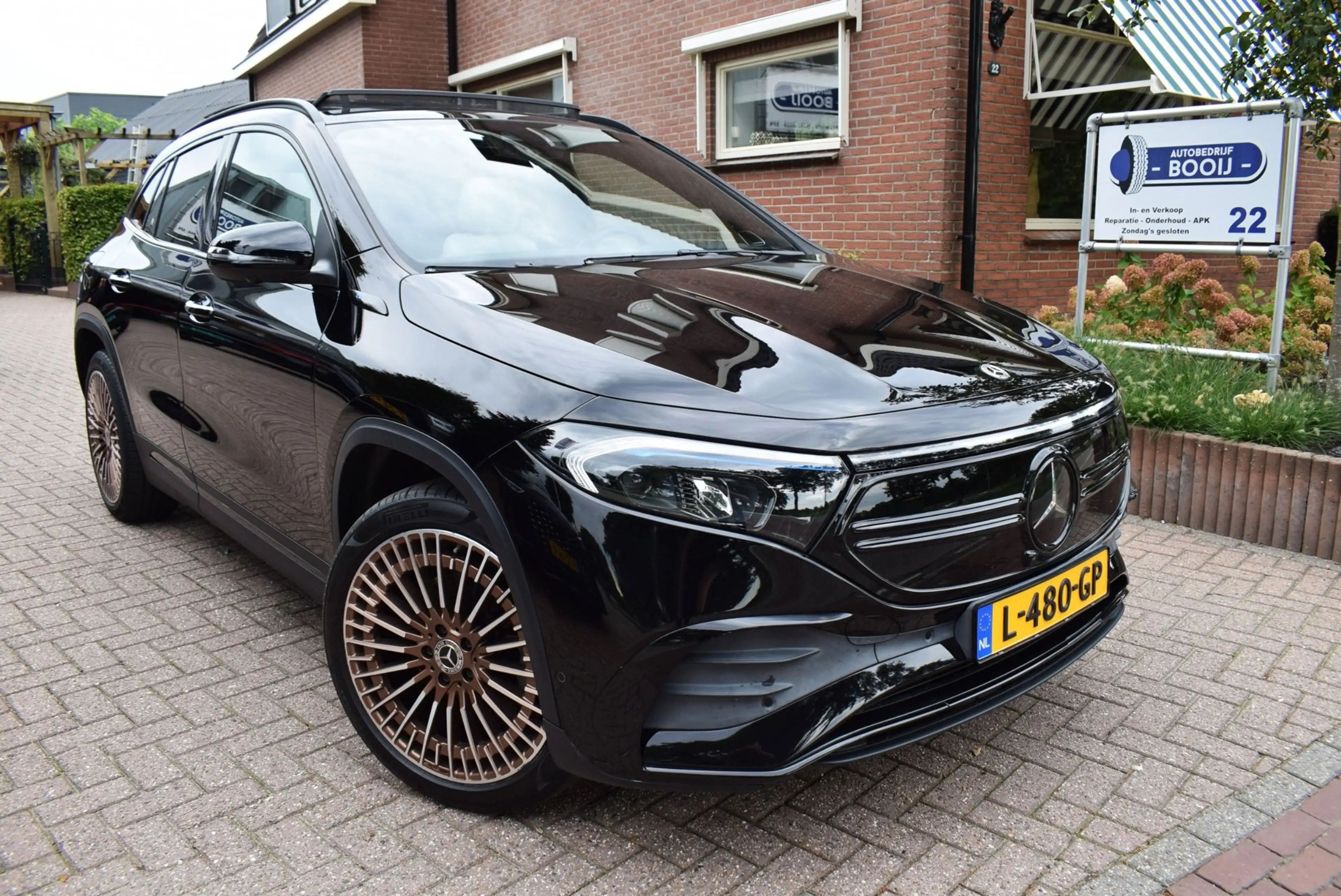 Mercedes-Benz EQA 250 Edition 1 67 kWh PANO DAK/ADAP CRUISE/HEAD-UP/CARP — photo 2