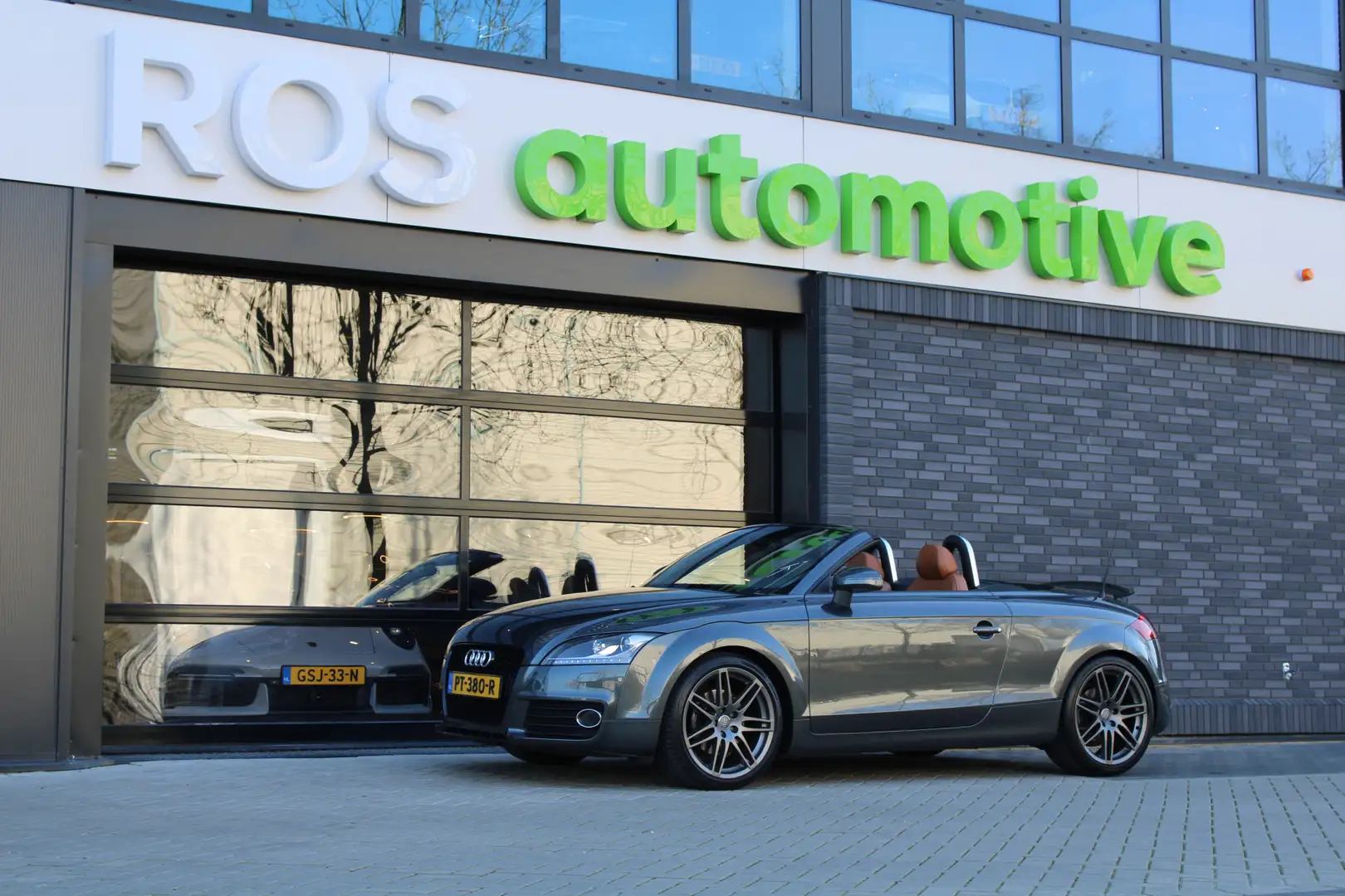 Audi TT Roadster 2.0 TFSI Pro Line S | STOELVERW | NAVI | Gri - 2
