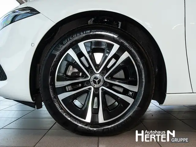Mercedes-Benz A-Class view 5