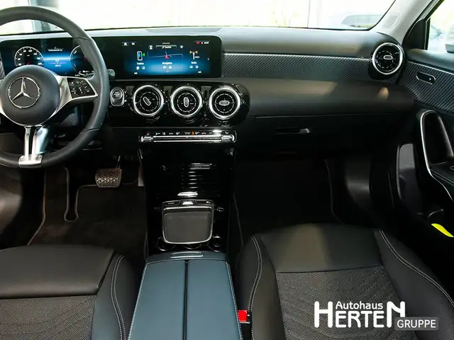 Mercedes-Benz A-Class view 10