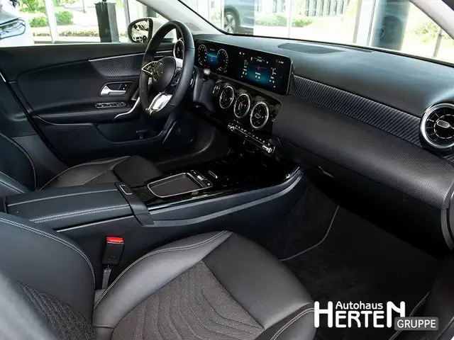 Mercedes-Benz A-Class view 6