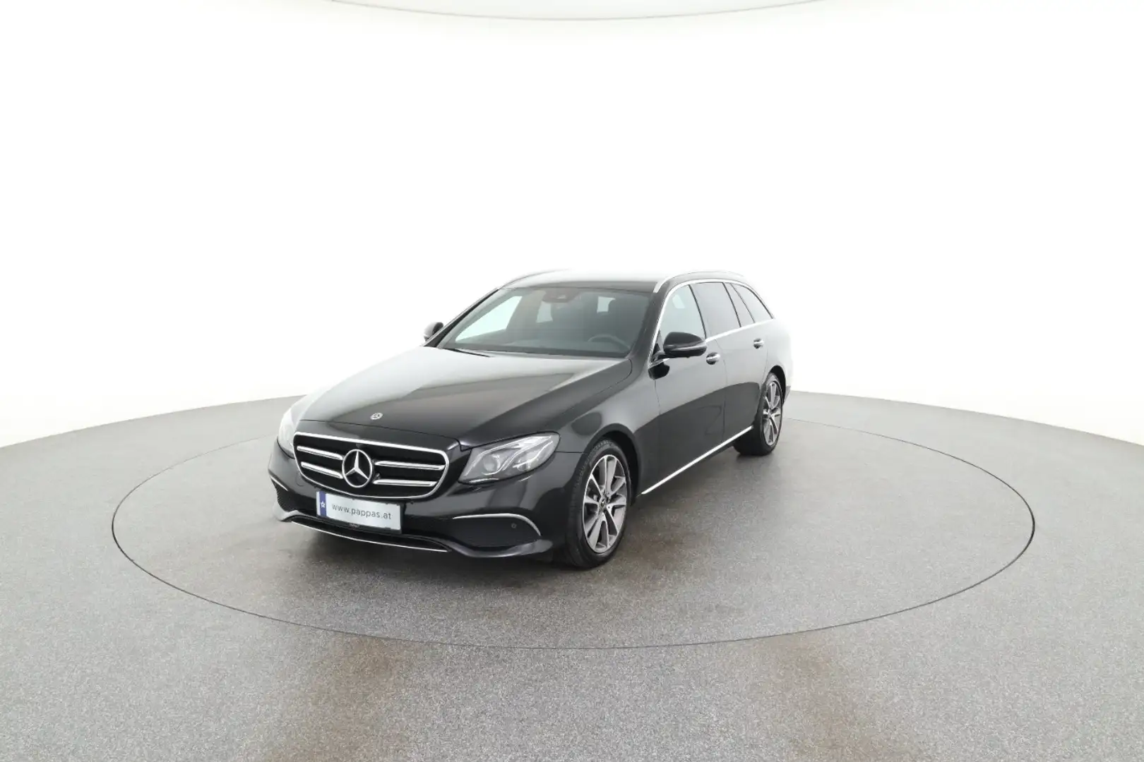 Mercedes-Benz E 220 d 4MATIC T-Modell Austria Edition LED PTS Schwarz - 2