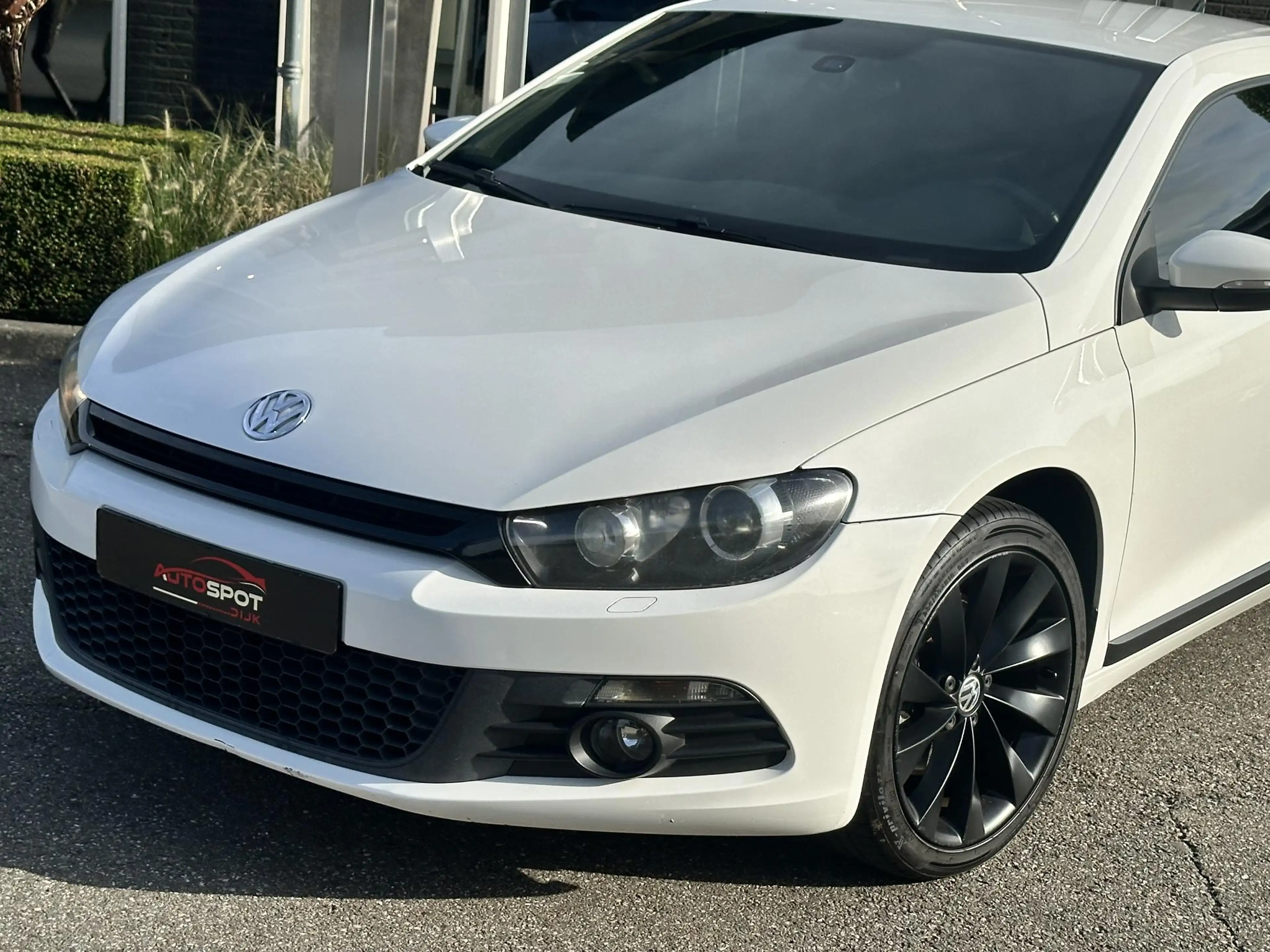 Volkswagen Scirocco 1.4 TSI — photo 2