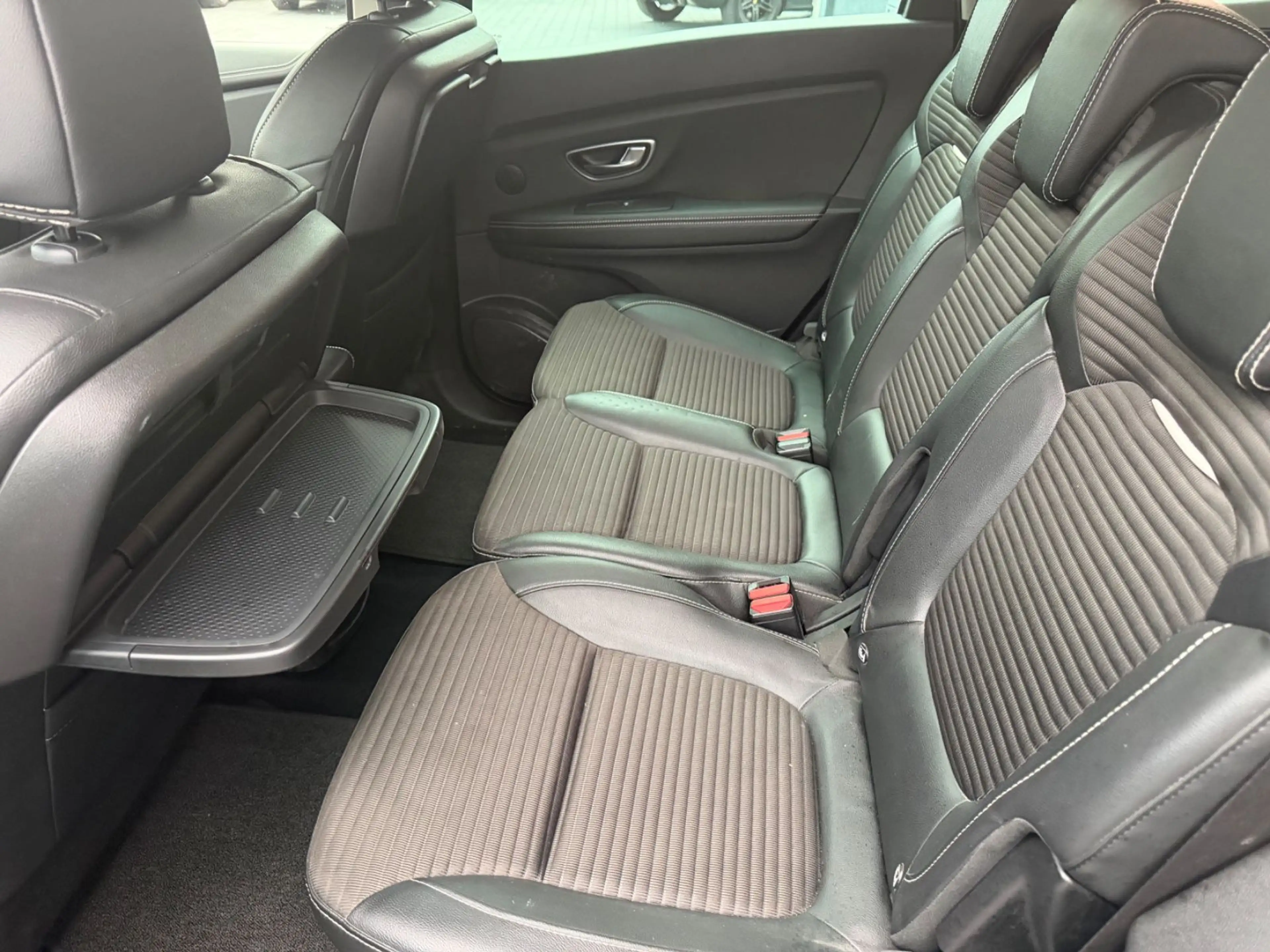 Renault Scenic IV Grand BOSE Edition*RFK*AHK*7xSitzer*Au — photo 10
