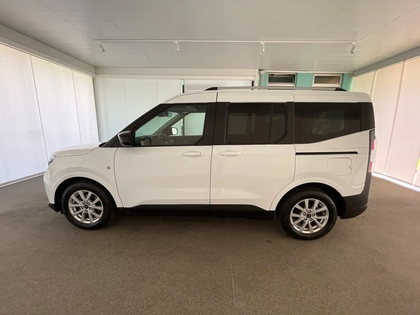 Ford Tourneo Courier 1.0 EcoBoost 125CV Titanium Bianco - 2