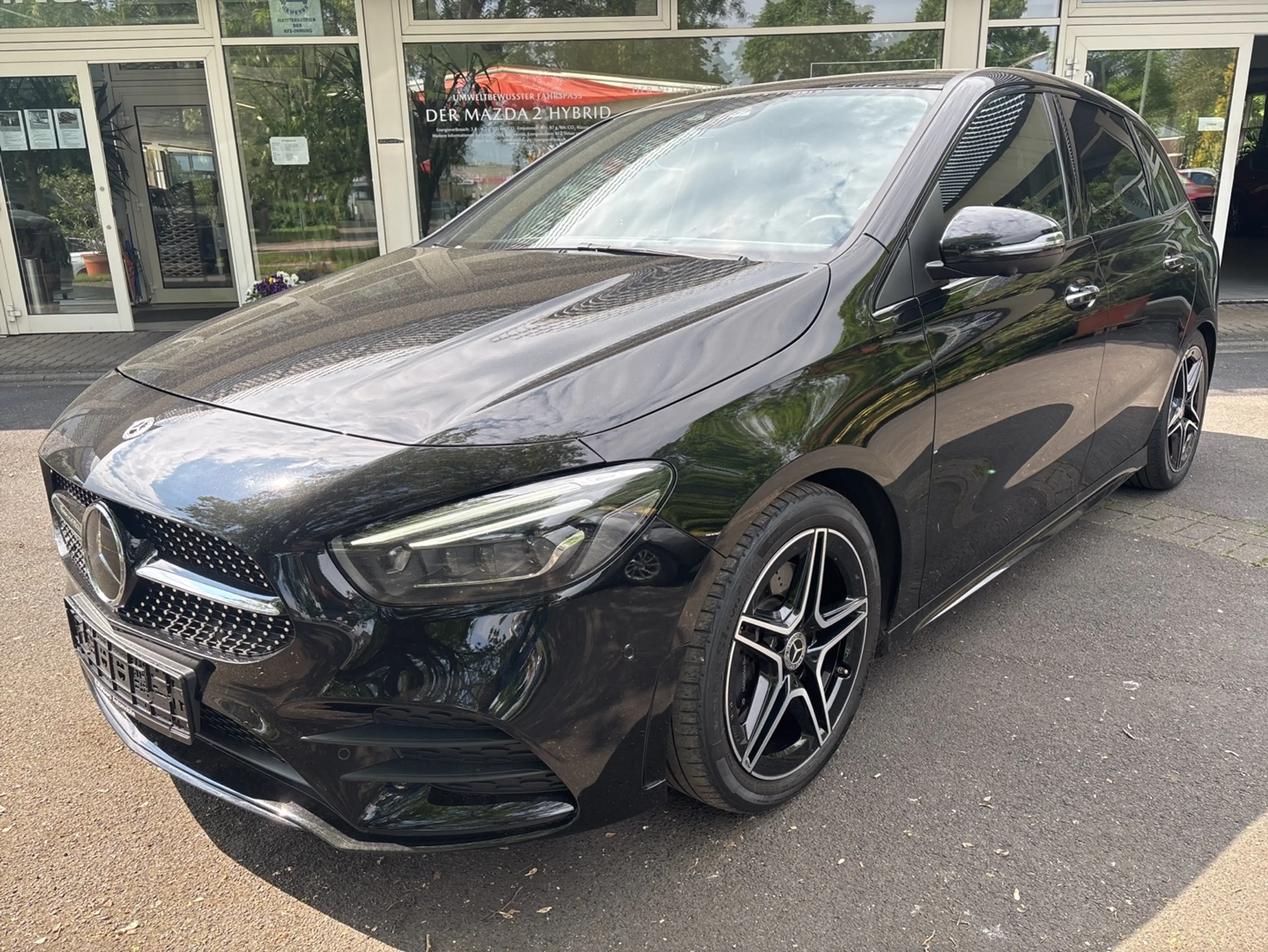 Mercedes-Benz B 220 AMG Line 4Matic