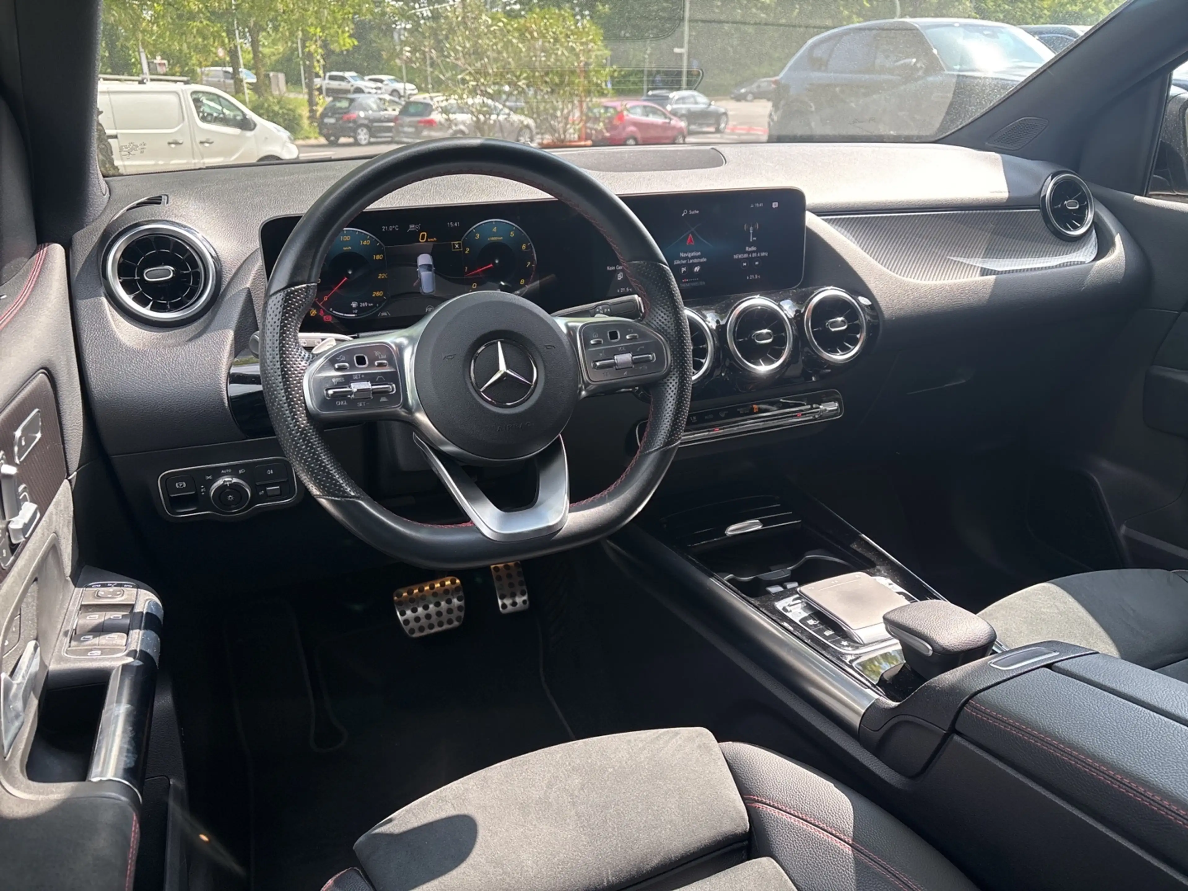 Mercedes-Benz B 220 AMG Line 4Matic — photo 7
