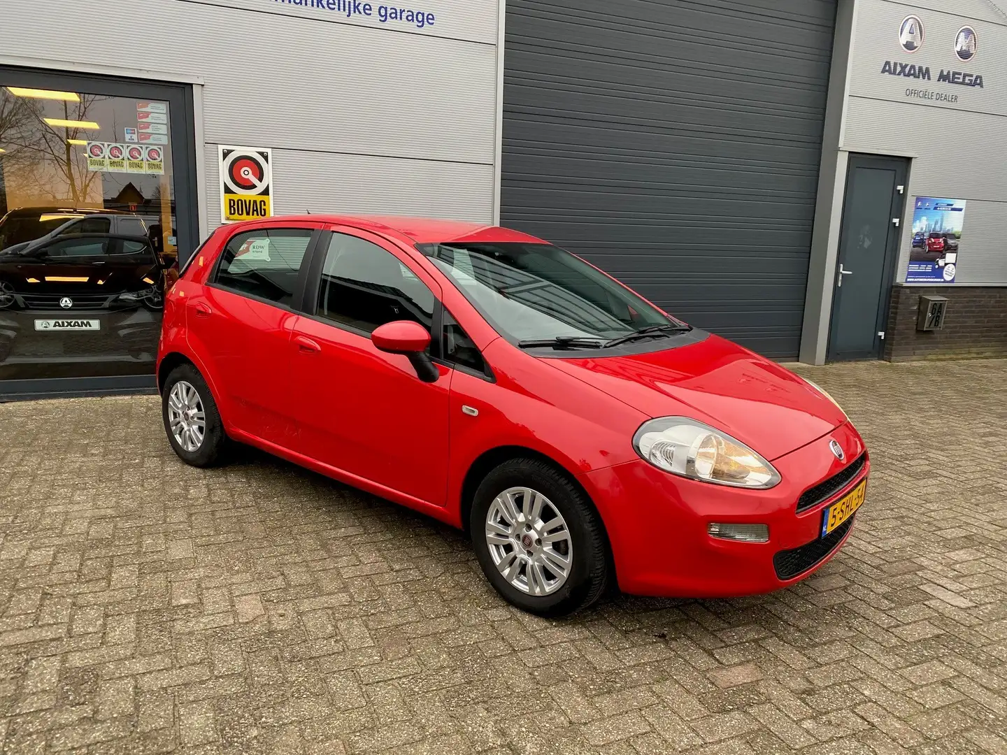 Fiat Punto 0.9 TwinAir Pop Inc. nieuwe APK Rot - 2