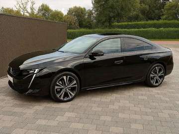 508 1.2 PureTech GT Pack Met Winterbanden Op Velg