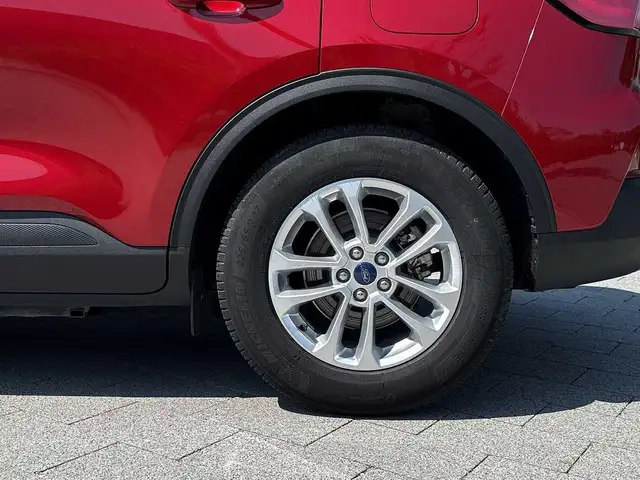 Ford Kuga view 9
