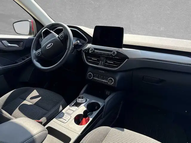 Ford Kuga view 4