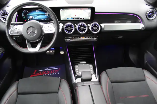 Mercedes-Benz GLB Class view 12