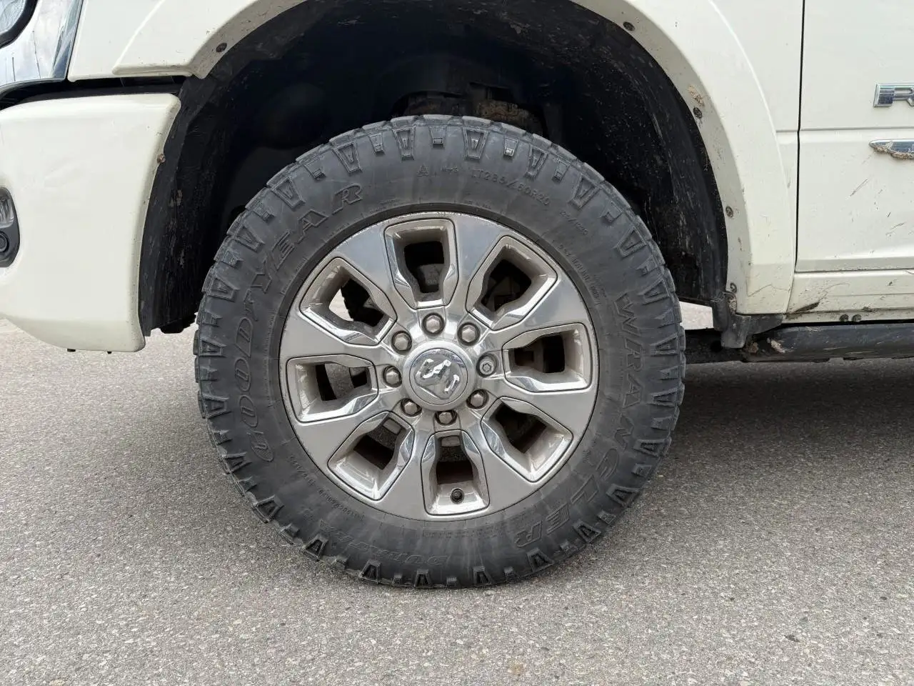 RAM 2500 снимка RAM 2500