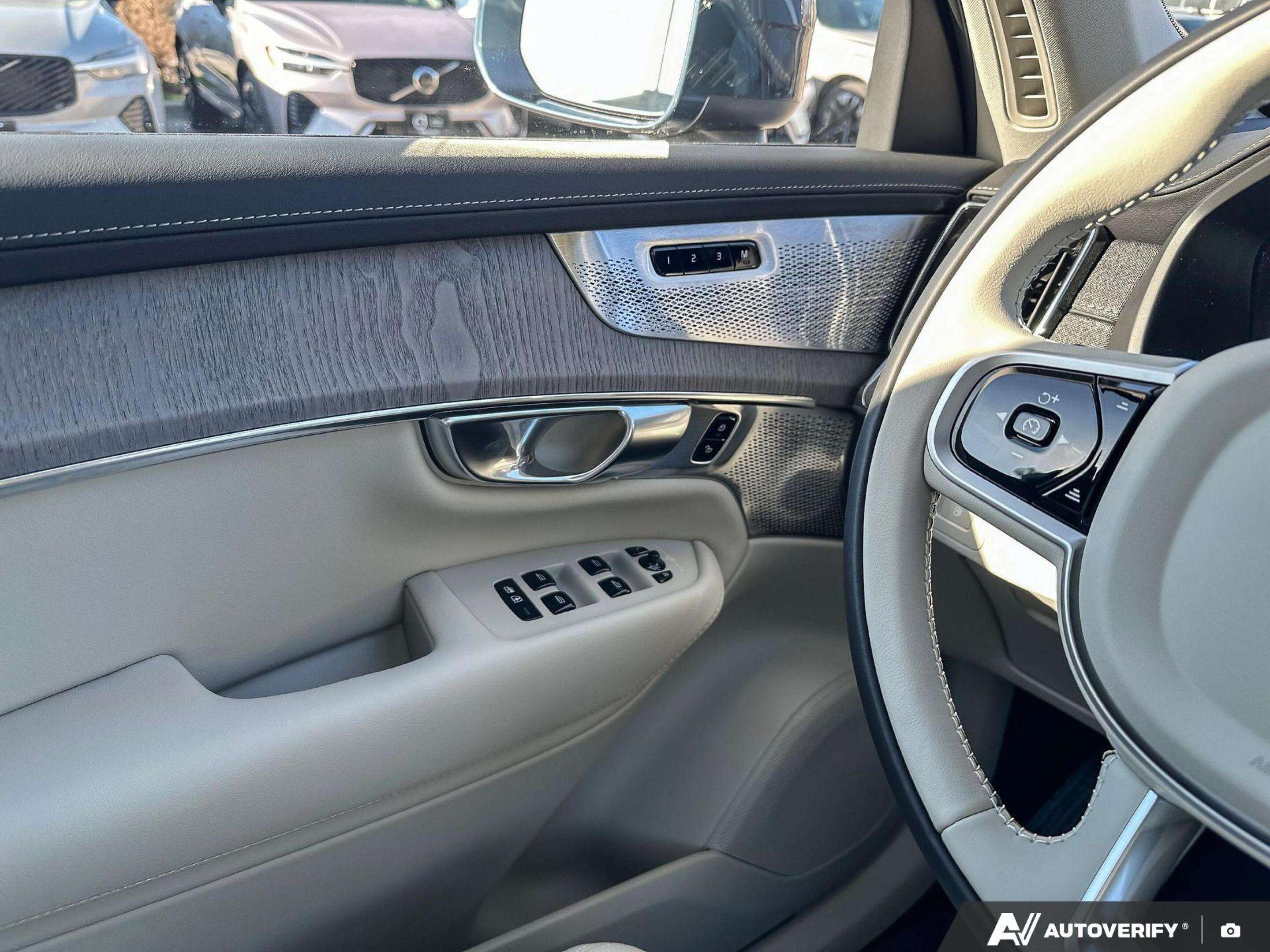 2026 Volvo XC90 Ultra Bright Theme UP TO 64 KMS OF EV RANGE! thumb 18