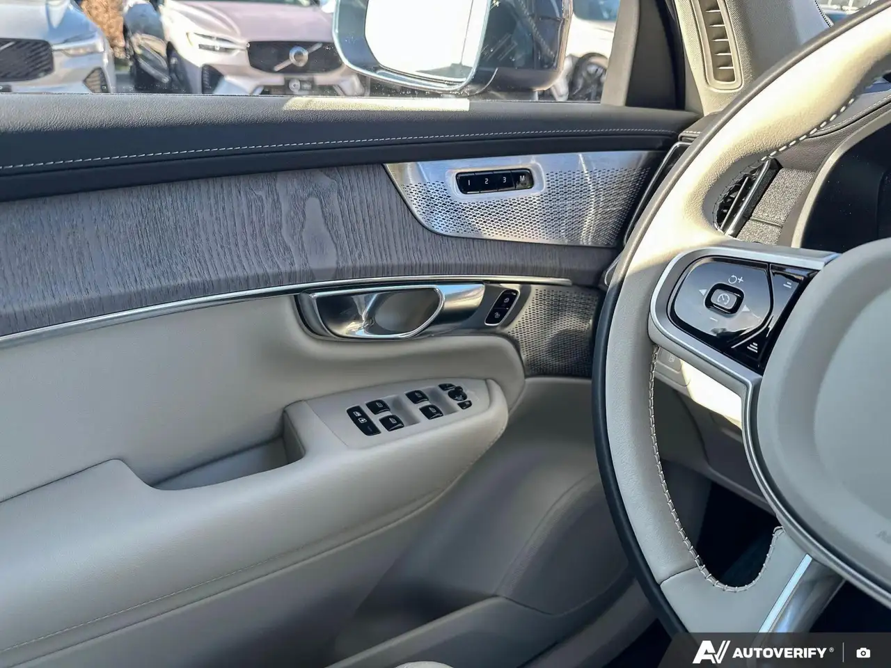 Volvo XC90 снимка Volvo XC90