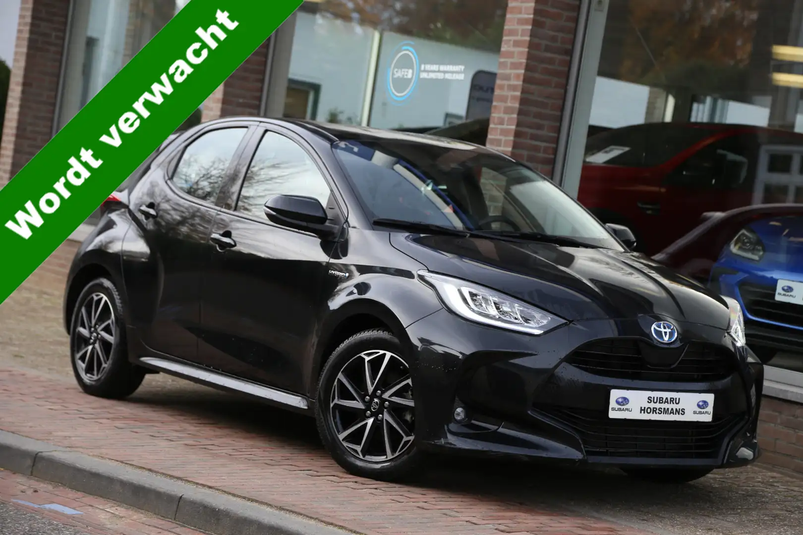 Toyota Yaris 1.5 Hybrid Dynamic Navi Carplay LED Camera ACC Negro - 1