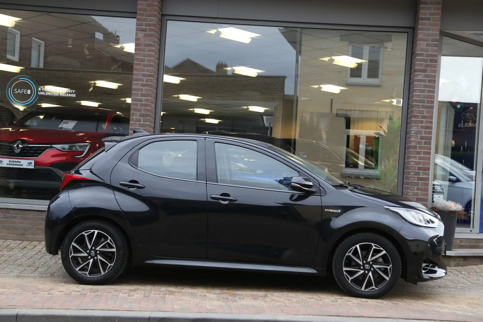 Toyota Yaris 1.5 Hybrid Dynamic Navi Carplay LED Camera ACC Nero - 2