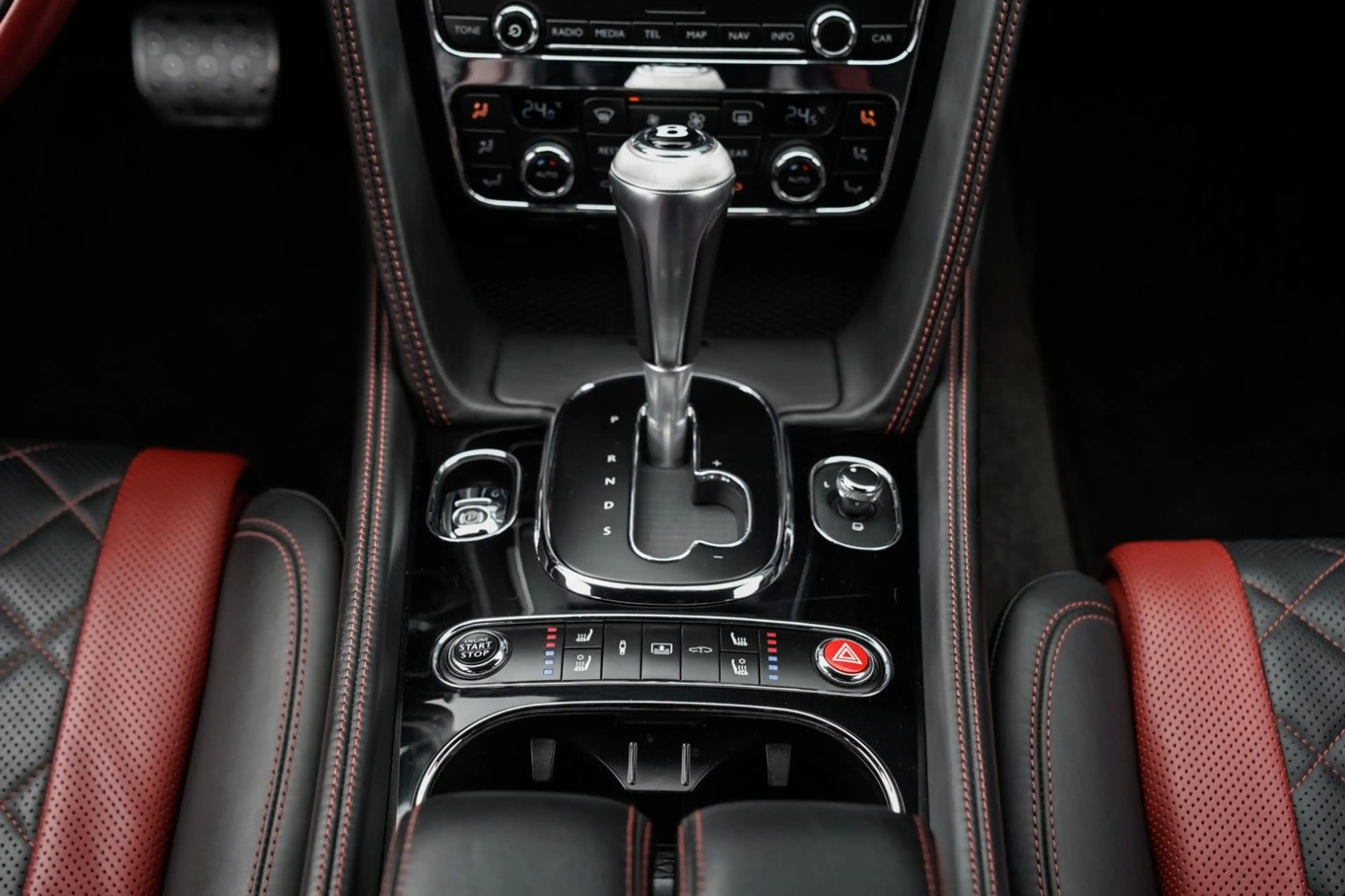 Bentley Flying Spur 6.0 W12 S Black Line — photo 12