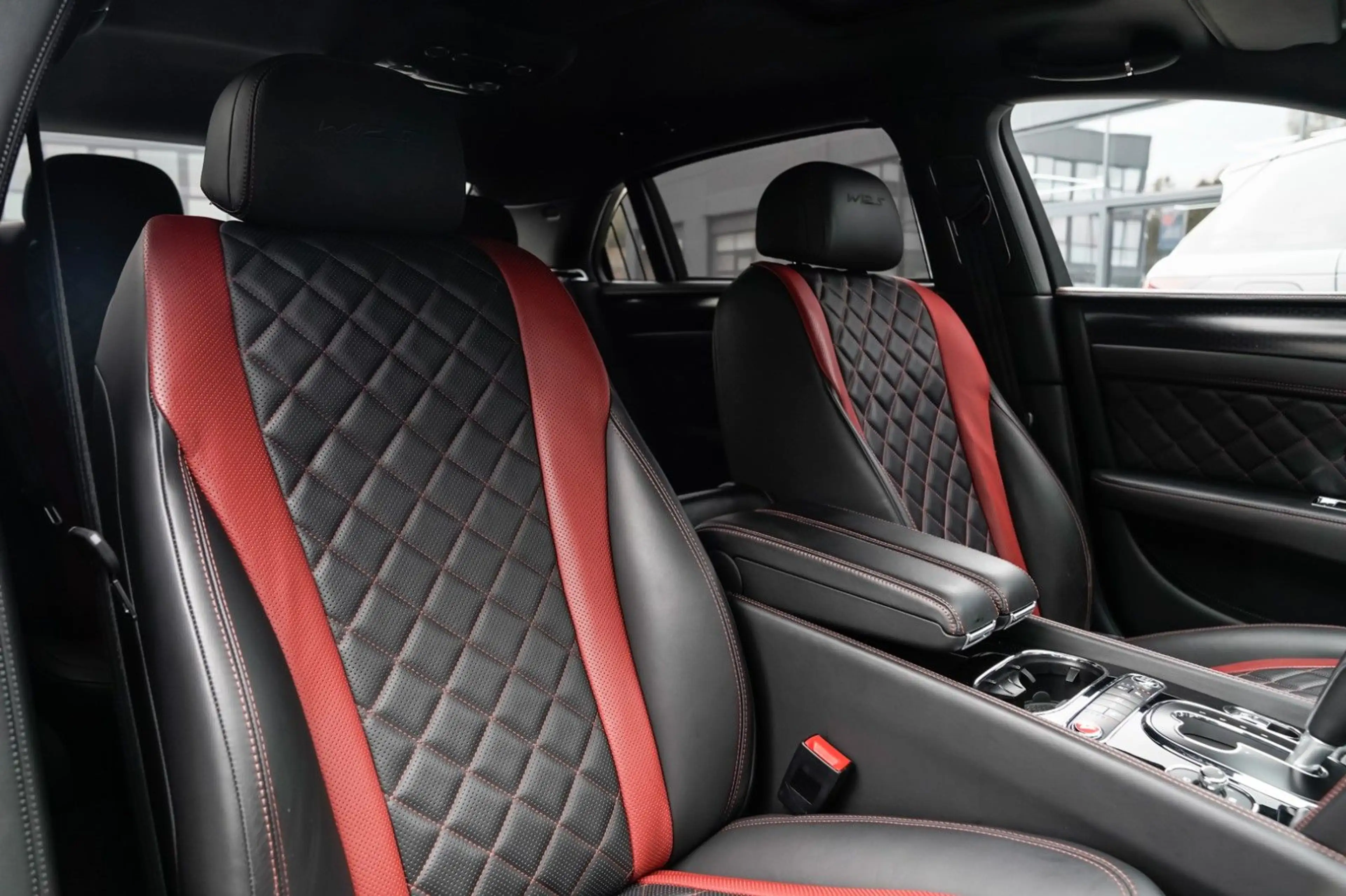 Bentley Flying Spur 6.0 W12 S Black Line — photo 15