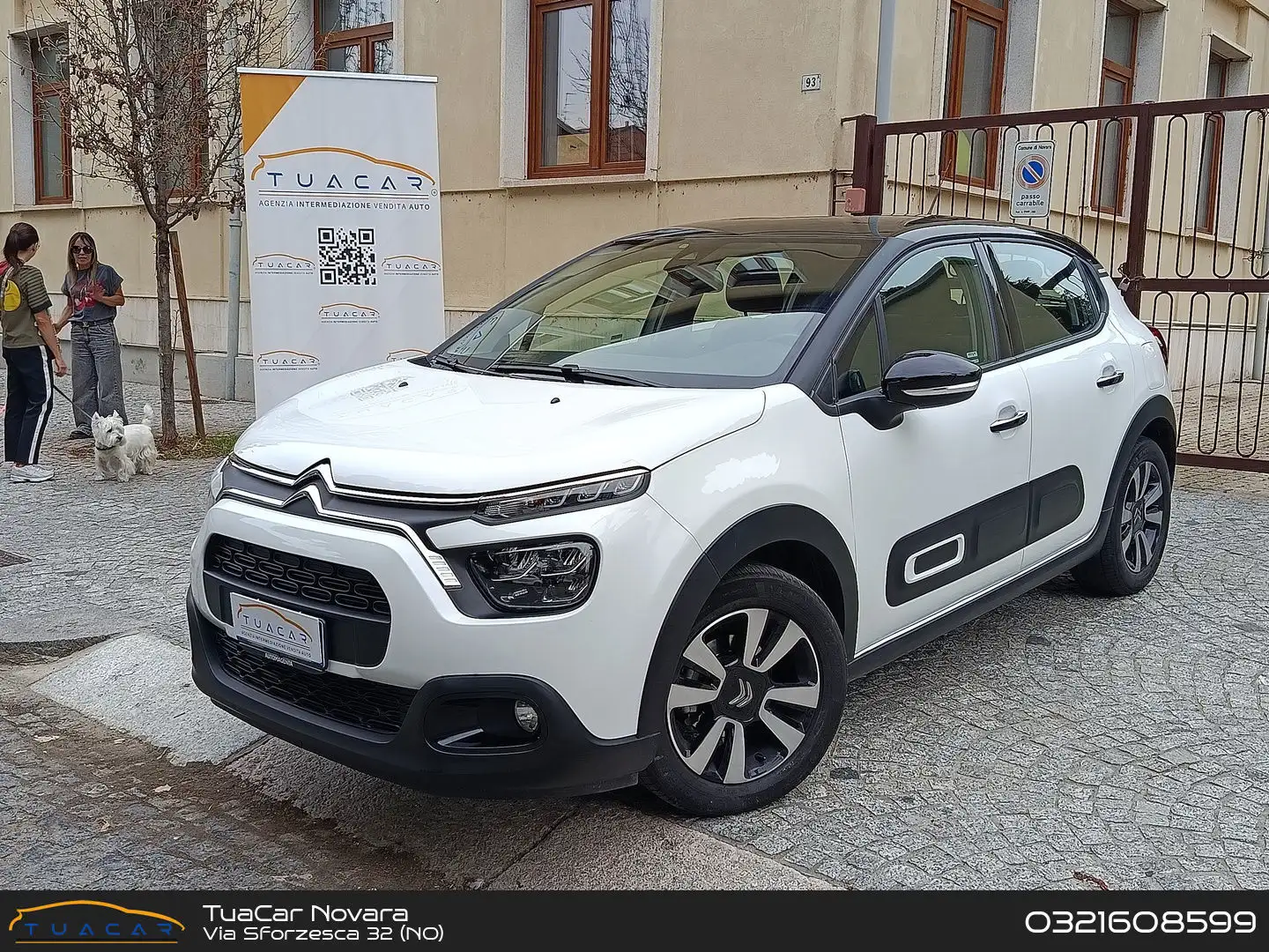 Citroen C3 1.2 PureTech 82 Shine Bianco - 1