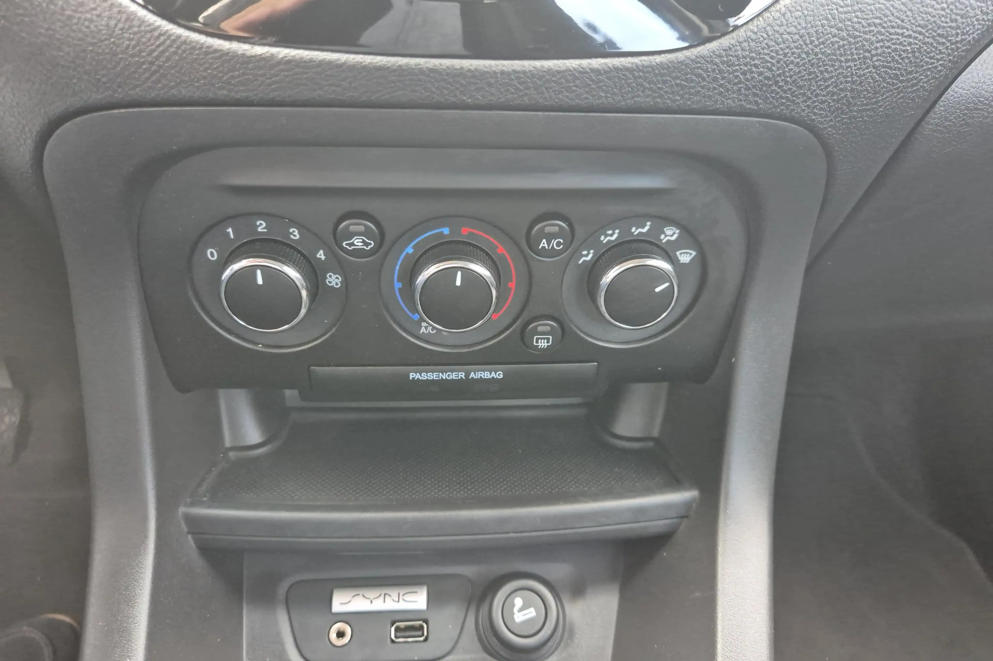 Ford Ka/Ka+ 1.2 Trend Ultimate — photo 3