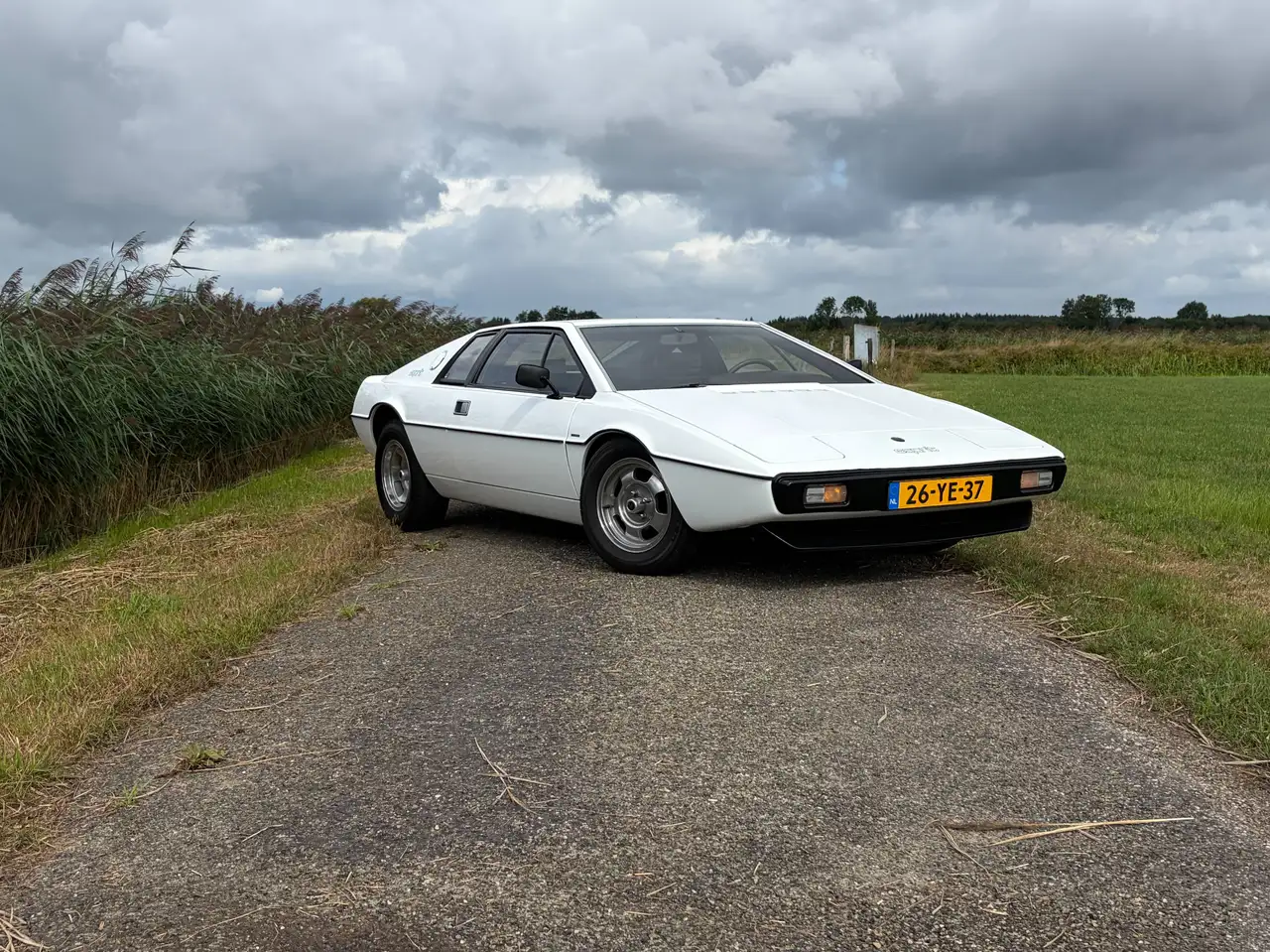 Lotus Esprit, foto 3