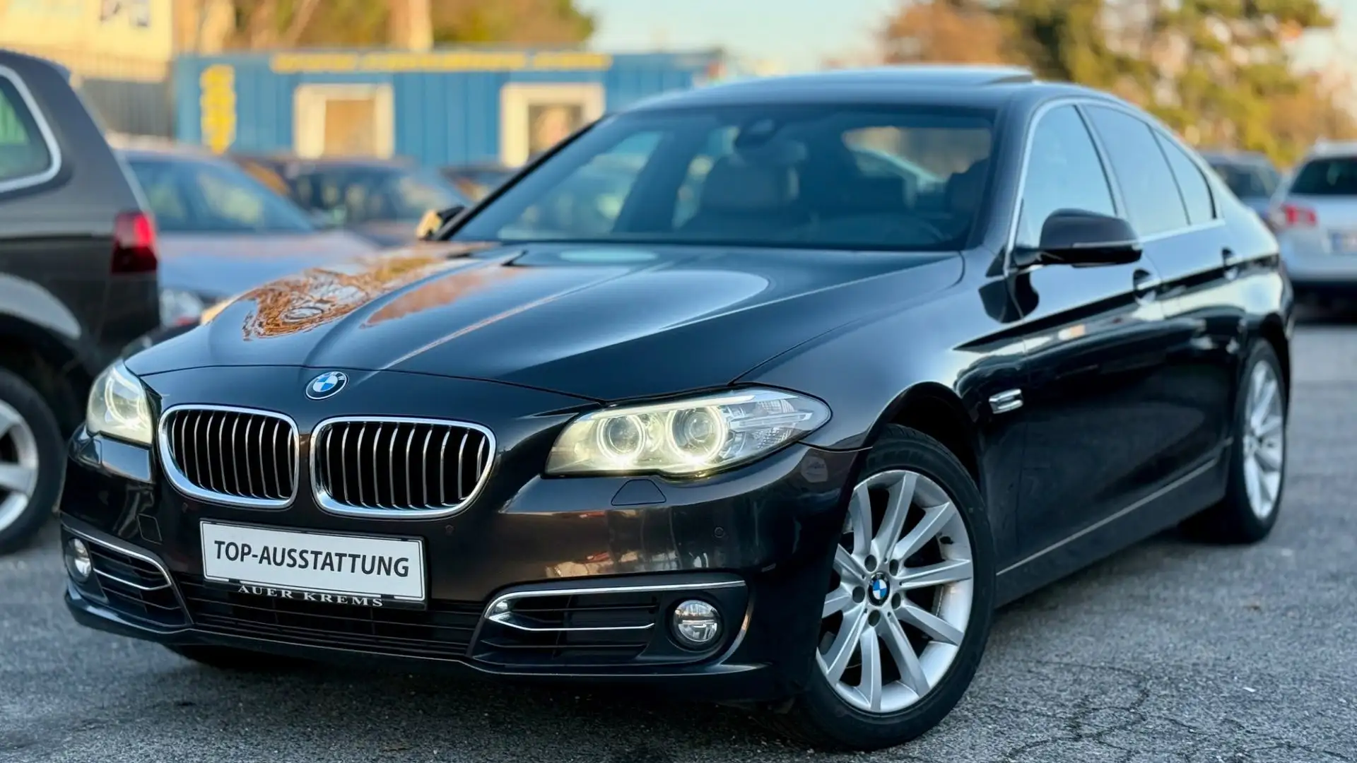 BMW 530 d F10 LCI xDrive *Top-Ausstattung Aut. Braun - 1