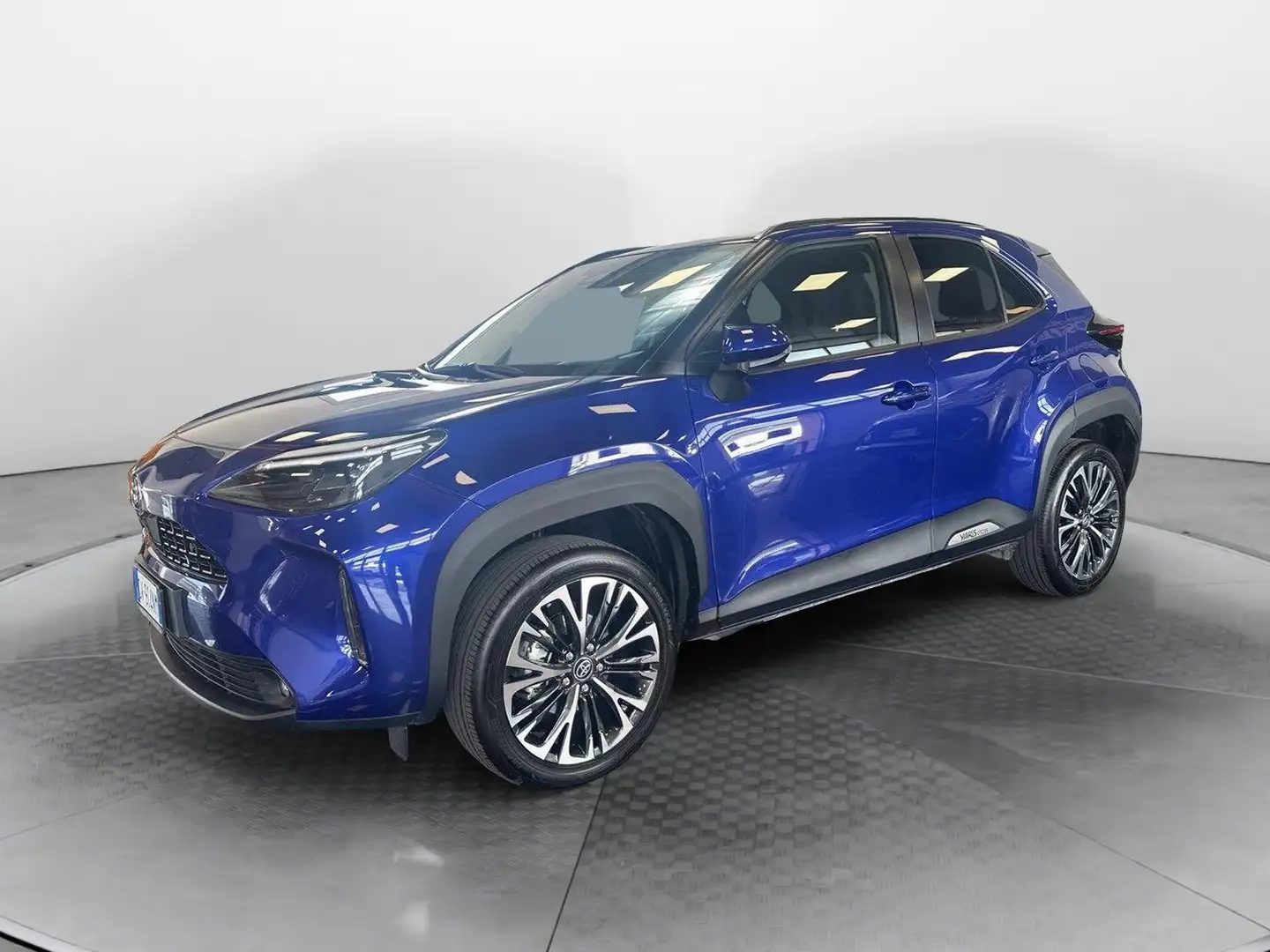 Toyota Yaris Cross 1.5 Hybrid 130 CV 5p. E-CVT Lounge Blau - 1