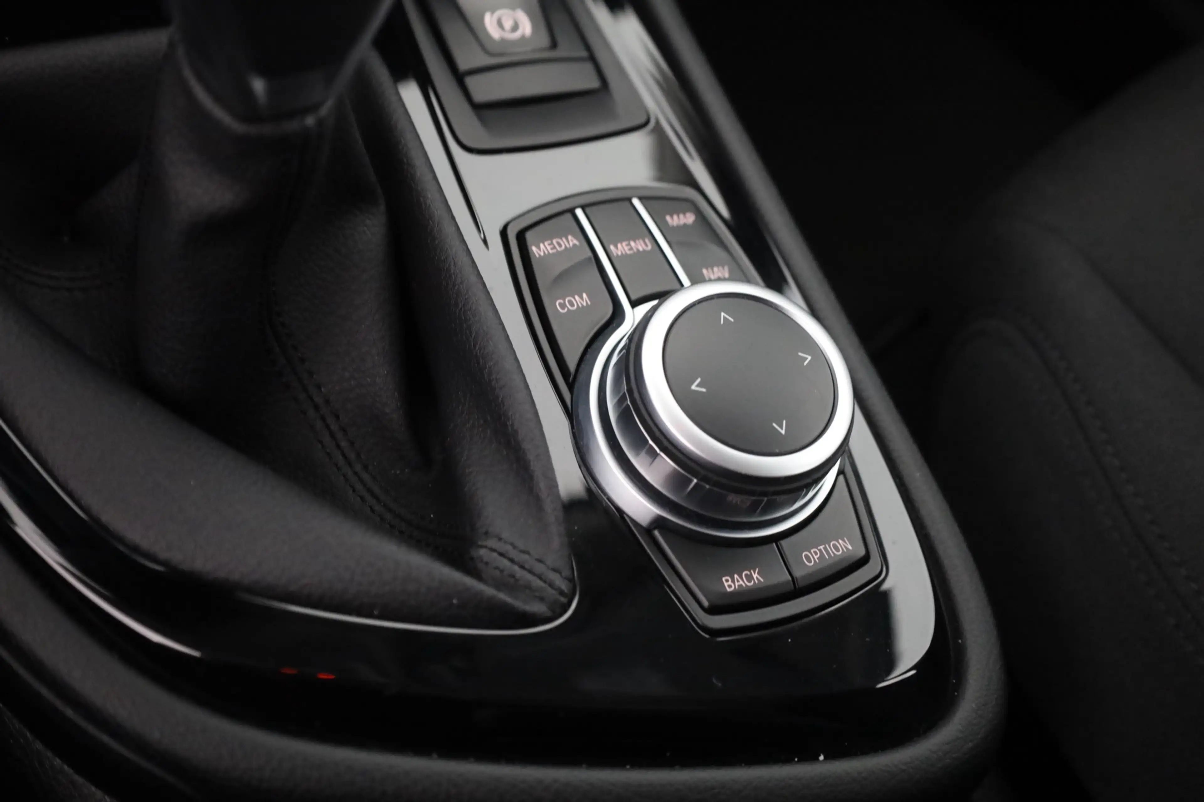 BMW 216 216i Gran Tourer LED Navi Sitzheizung Tempomat — photo 14