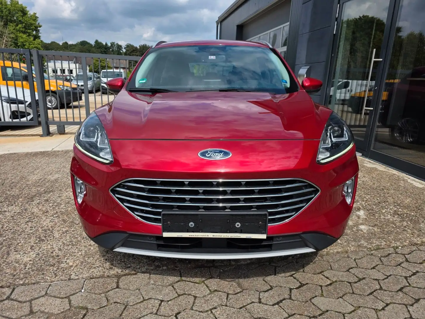 Ford Kuga Titanium 1.5TDCI 88KW Navi LED Rojo - 2