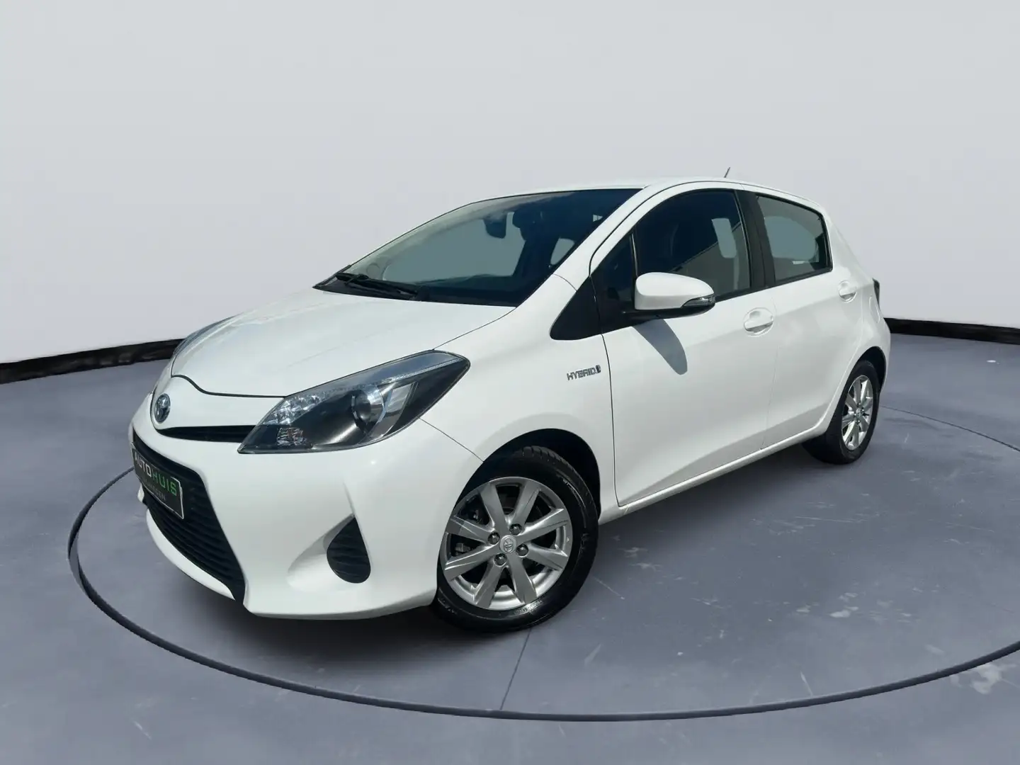 Toyota Yaris 1.5 Hybrid Aspiration Climate controle Elec ramen Wit - 2