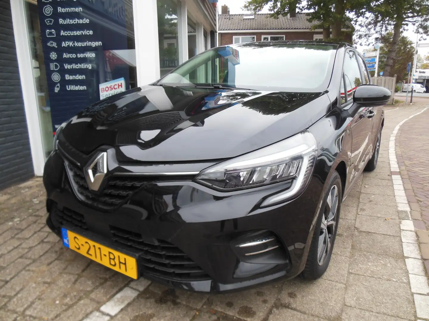 Renault Clio 1.0 TCe 90 Evolution 12 maanden Bovag garantie car Zwart - 1