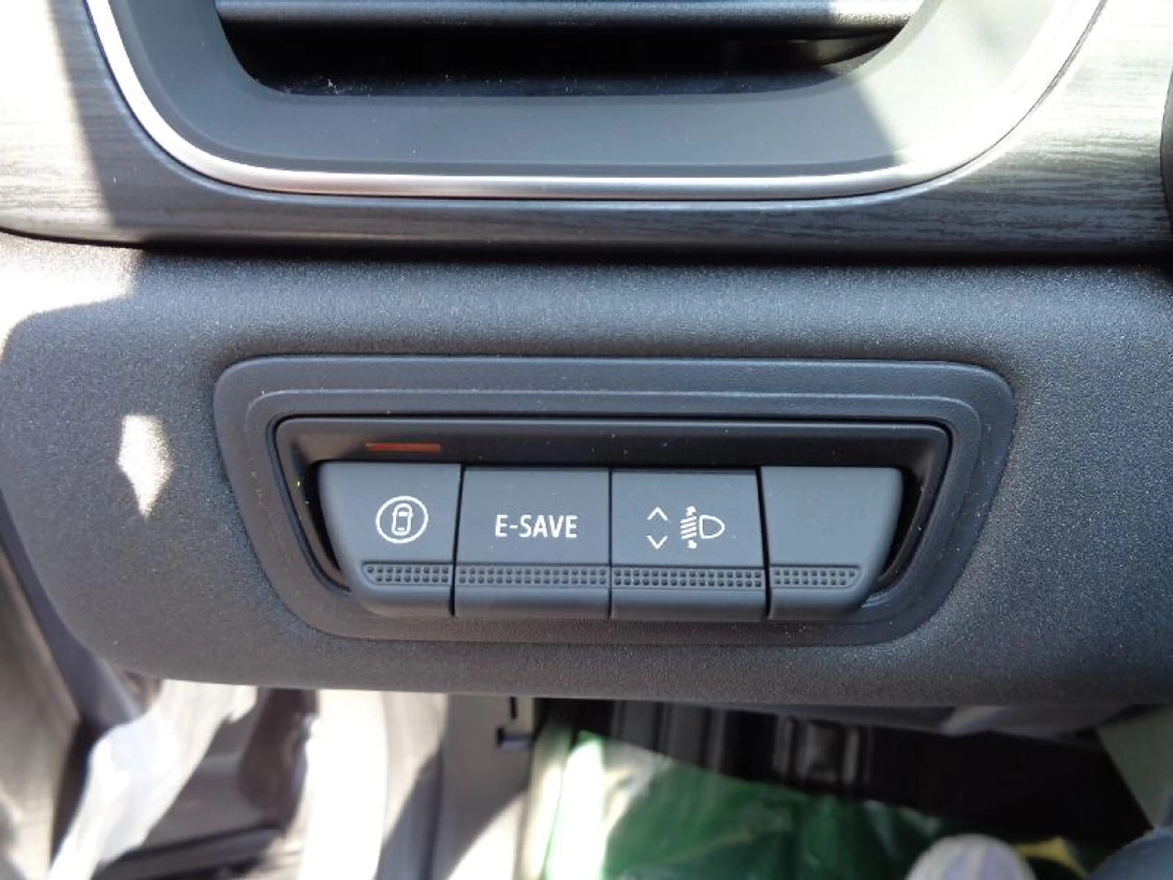 Mitsubishi Grandis Diamant TOP 1.8 Hybrid — photo 11