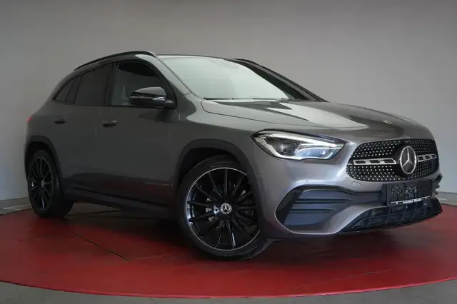 Mercedes-Benz GLA 220 d 8G-DCT AMG Leder/Distronic/Kamera/Burm