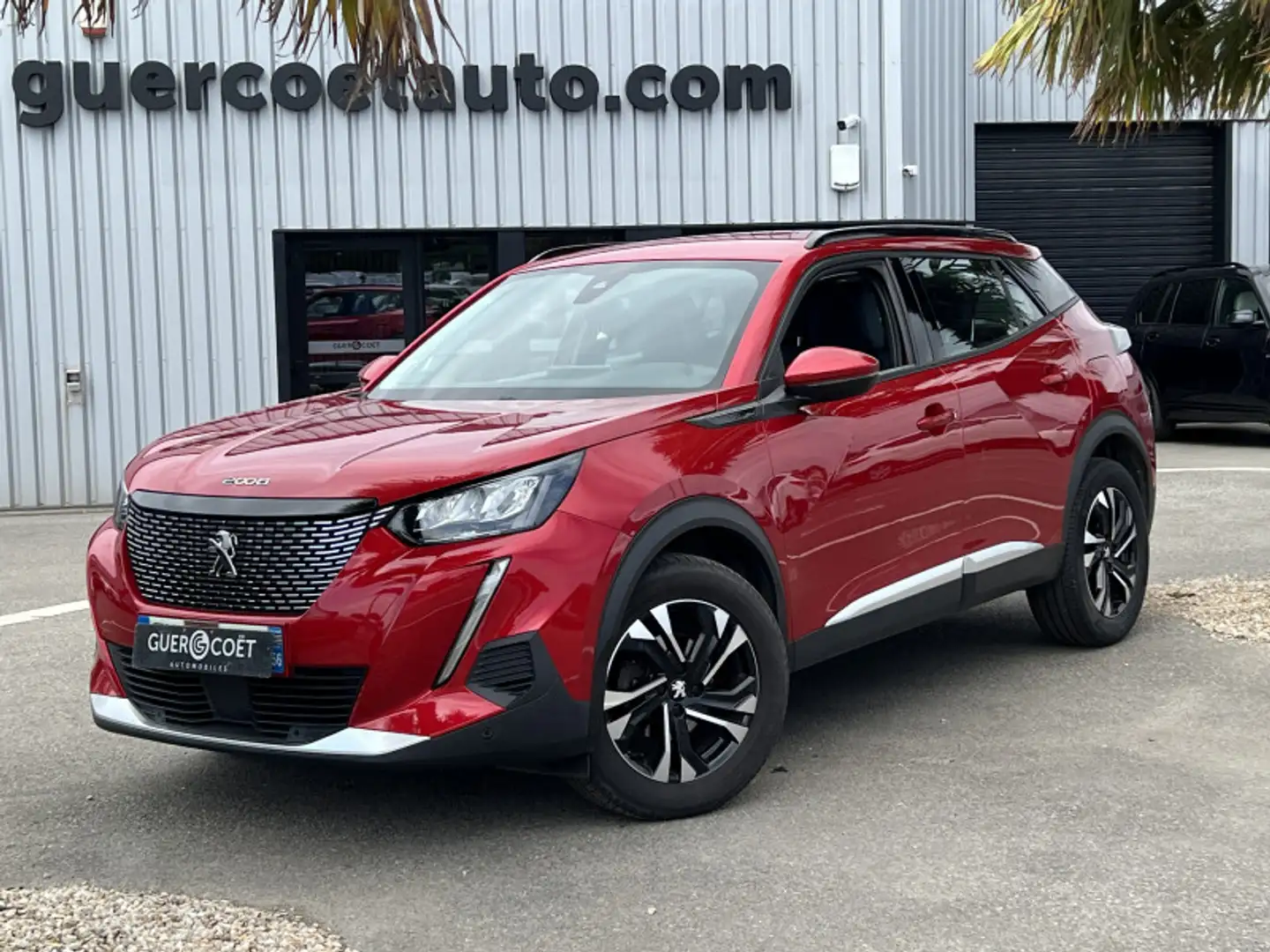 Peugeot 2008 1.2 PURETECH 130CH S\u0026S ALLURE Rouge - 2