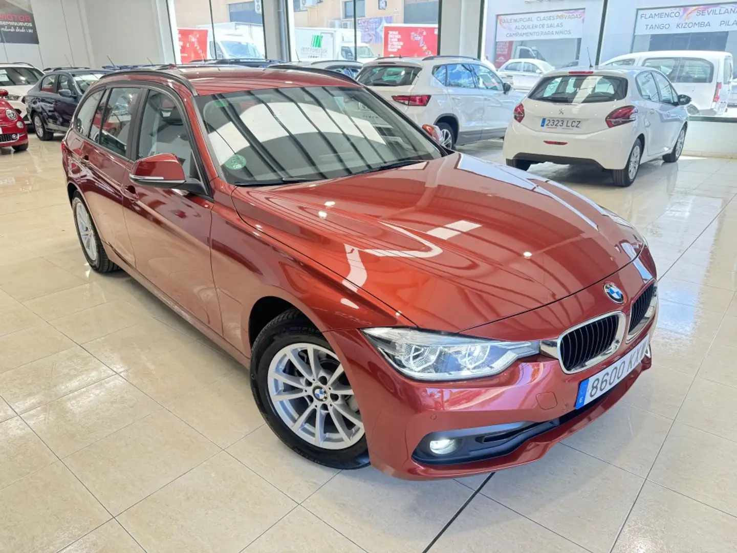 BMW 318 318dA Touring Orange - 2