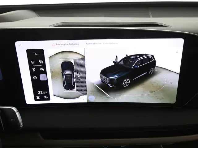 Audi Q7 view 20