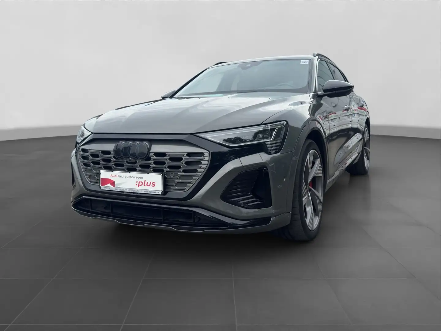 Audi Q8 e-tron 50 Q S LINE EDITION PANO LM22 HuD MATR Grau - 2