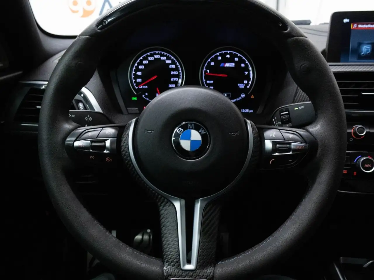 BMW M2 снимка BMW M2