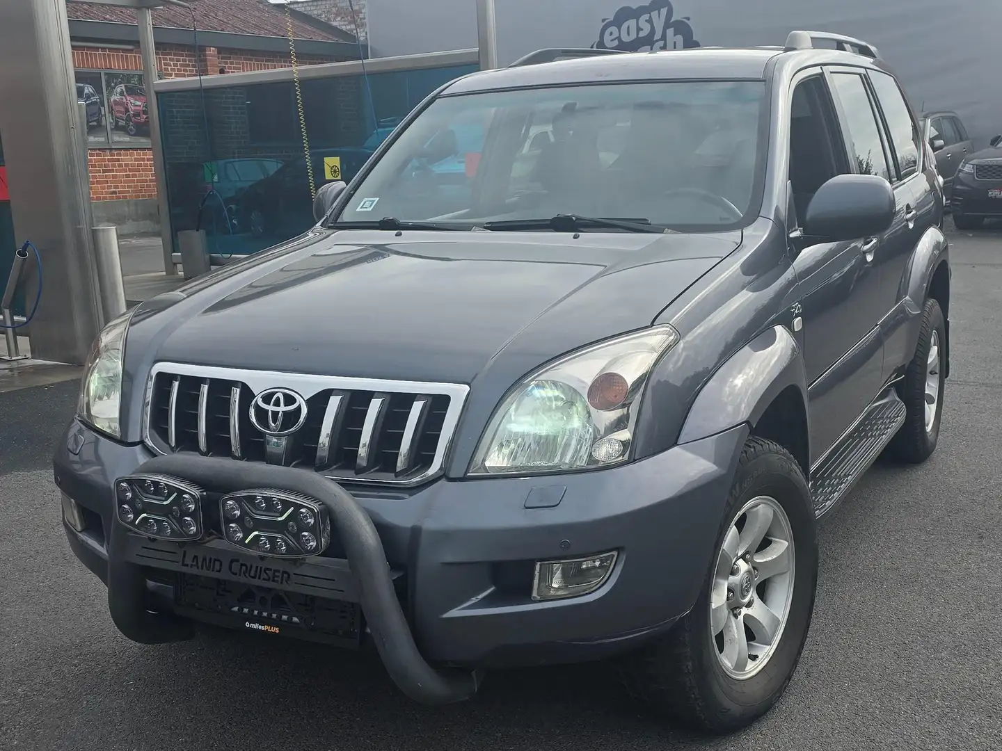 Toyota Land Cruiser Land Cruiser D-4D Automatik Executive only Afrika Gris - 2