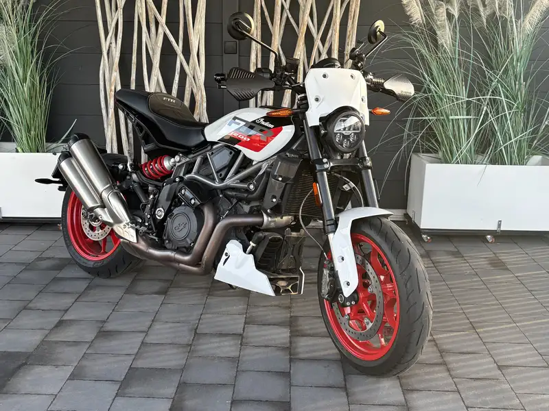 Indian FTR 1200 - foto 4
