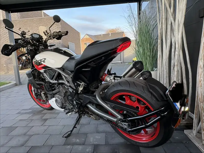 Indian FTR 1200 - foto 8
