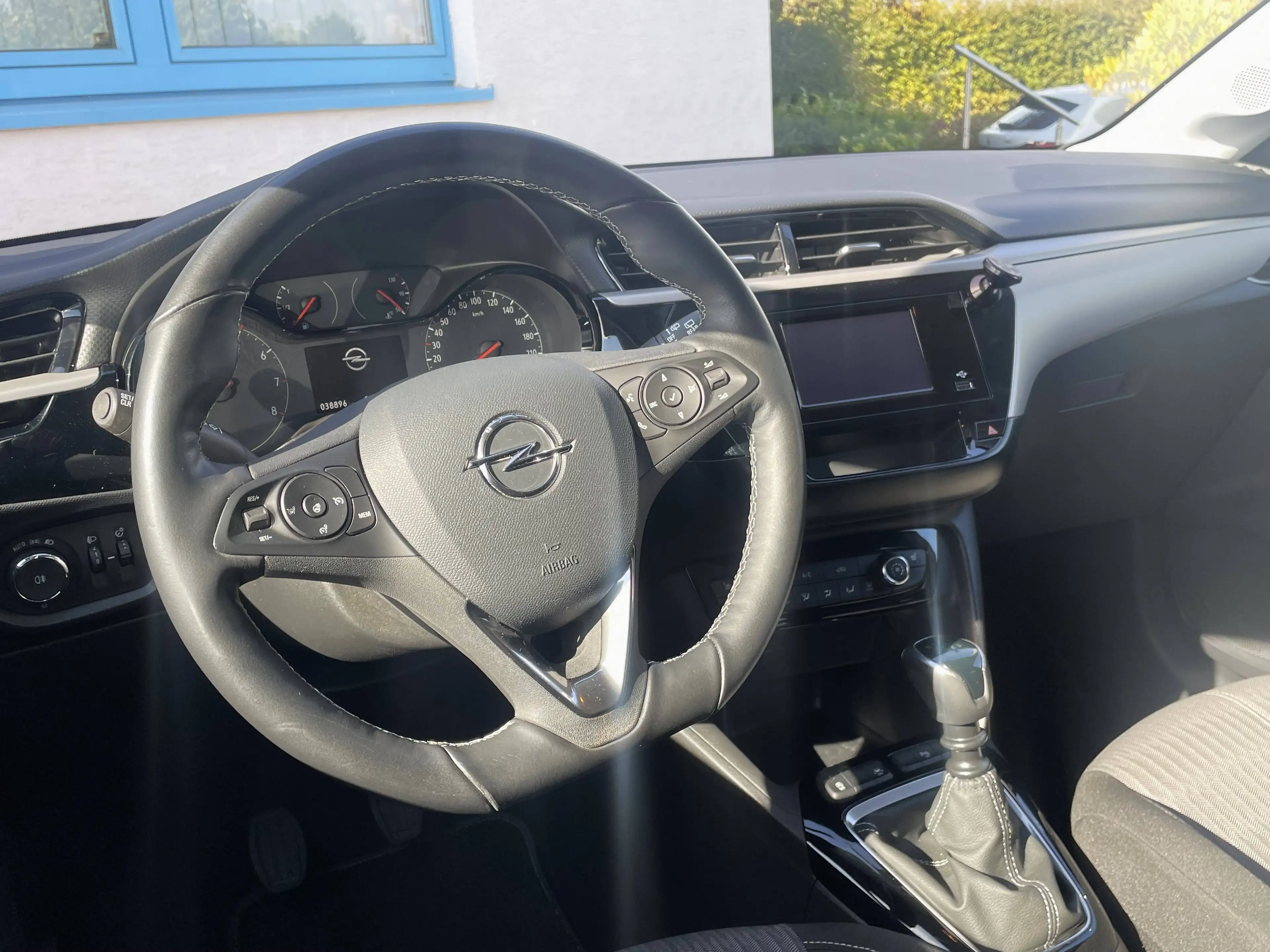 Opel Corsa F 1.2 Edition Klima Sitzheizung — photo 8