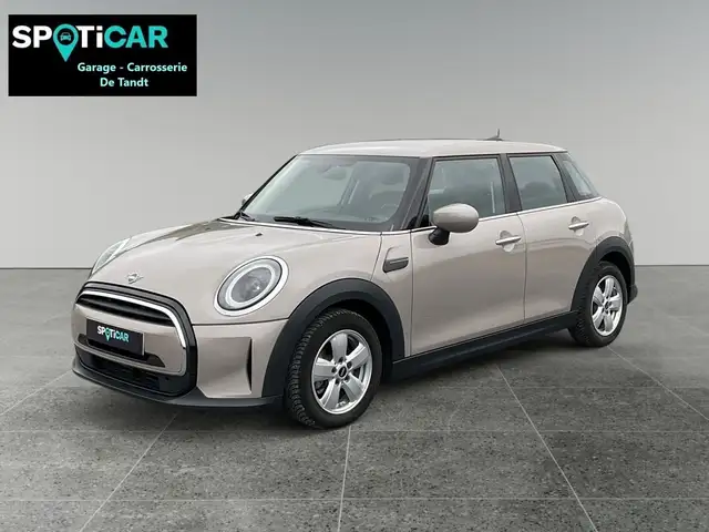 MINI Cooper cooper 1.5 benzine 136 pk goed uitgerust !!!