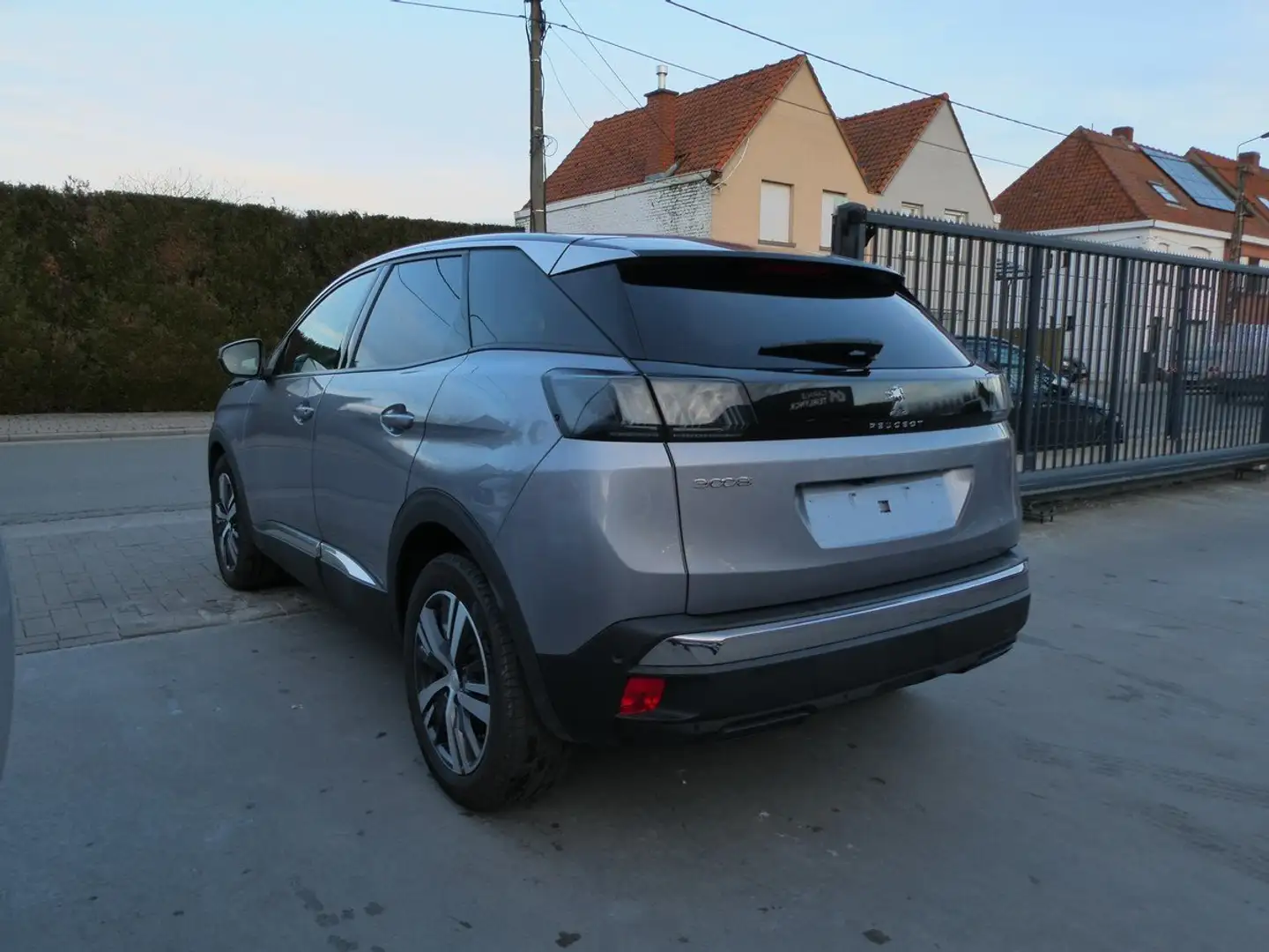 Peugeot 3008 1.2 i benzine 130pk Allure Camera ACC BLIS (07734) Gris - 2
