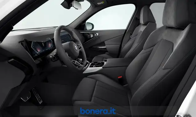 BMW X3 view 4