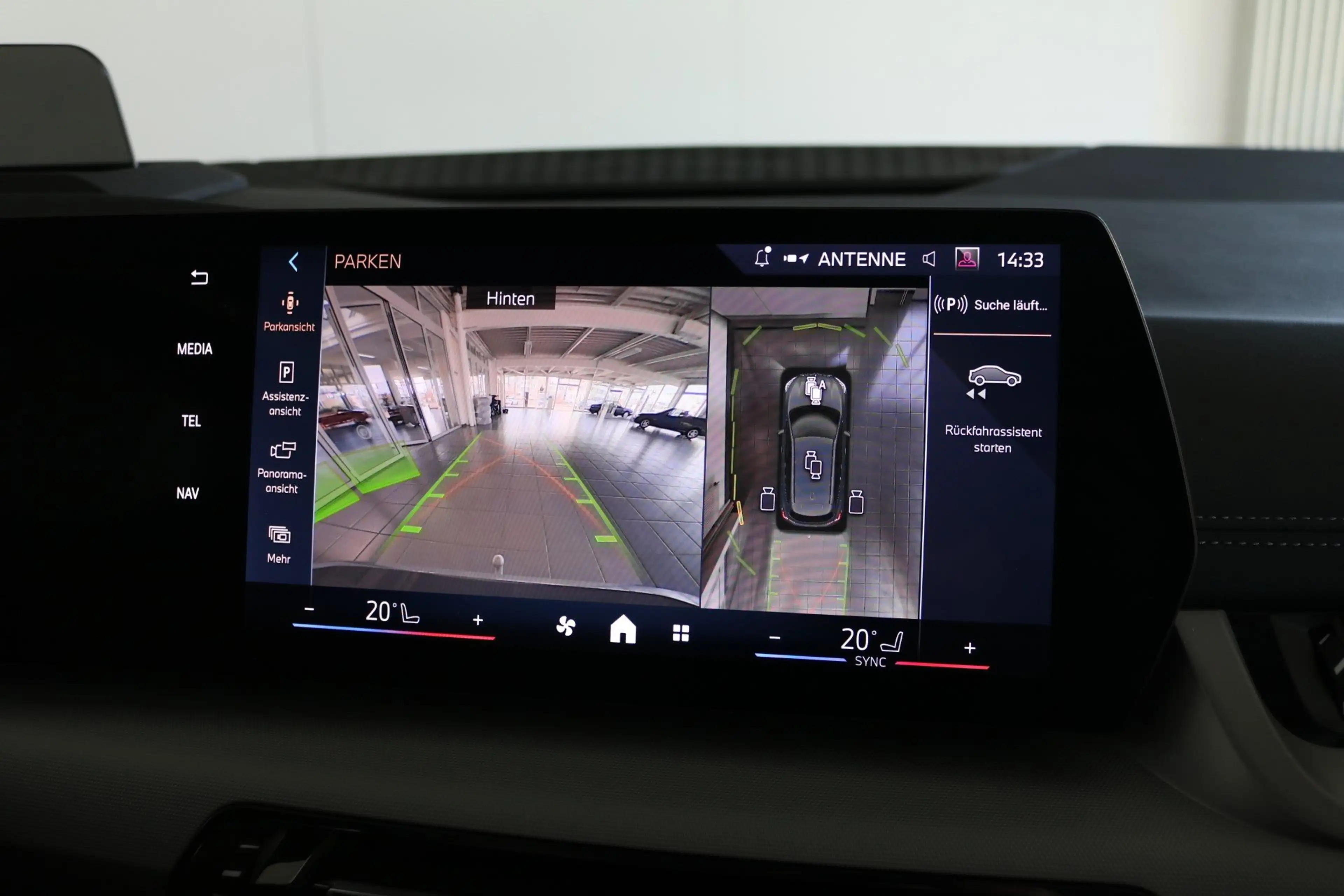 BMW 216 i AHK Head-Up  Driv.+Park.-Assist-Plus RFK Komfort — photo 10