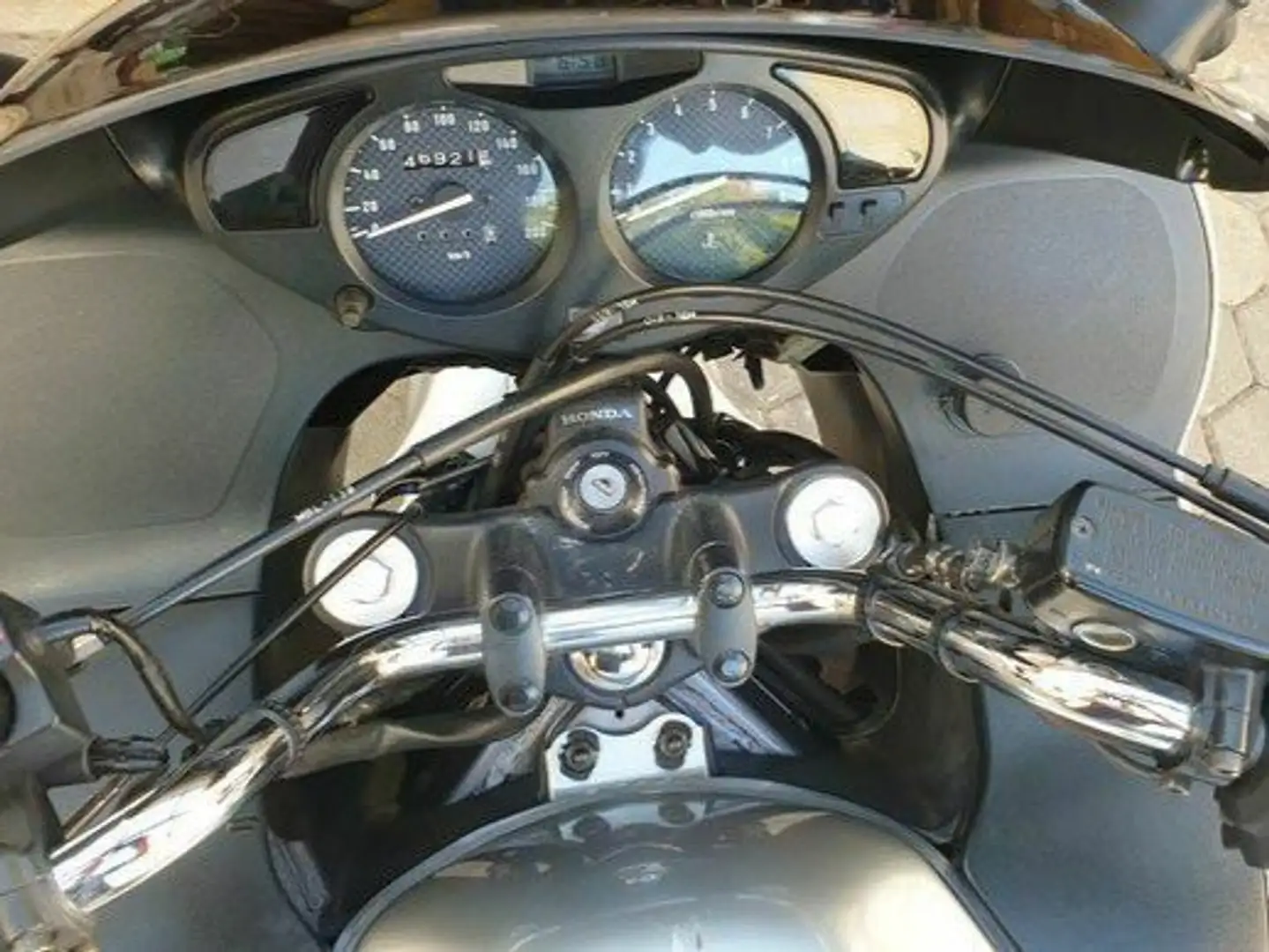 Honda NT 650 Silber - 2